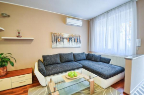 E&E Apartment Arena with free private parking